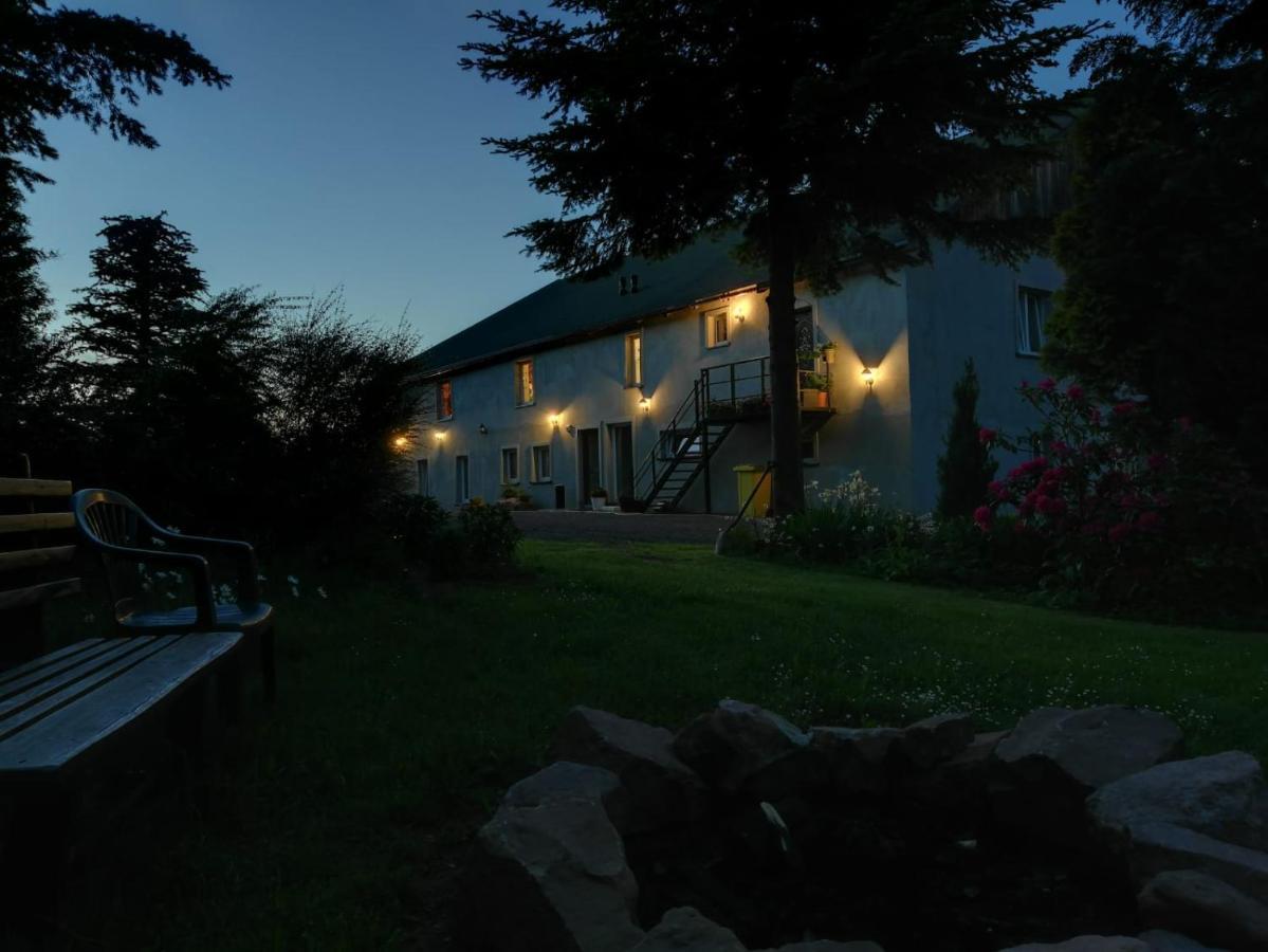 Noclegi U Przewodnikow - Zwiedzaczek Любавка Экстерьер фото